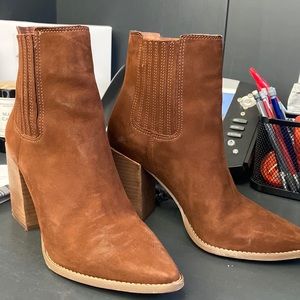 5.5M STEVE MADDEN BOOTIE